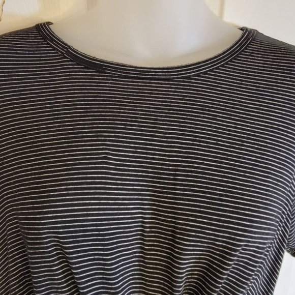 Cropped Tie Up Knot Front T-shirt by GAZE NWOT  size Large - Picture 2 of 8